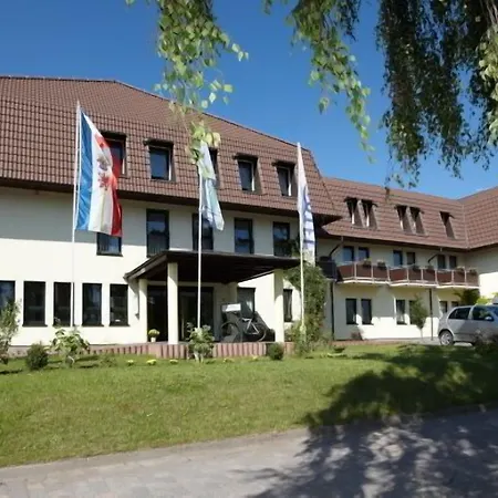 Hotel Sonnenhotel Feldberg Am Mit Schwimmbad, Sauna Und Dampfbad